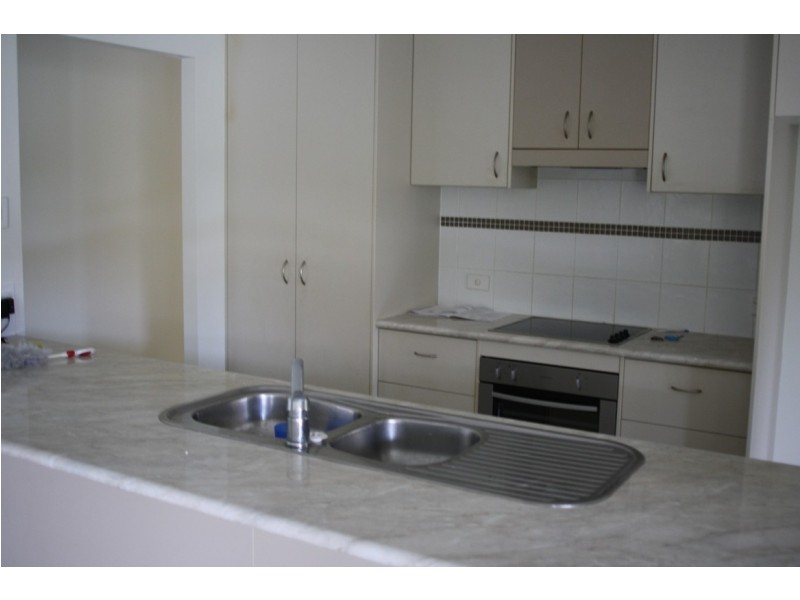 14 Stella, Boyne Island QLD 4680