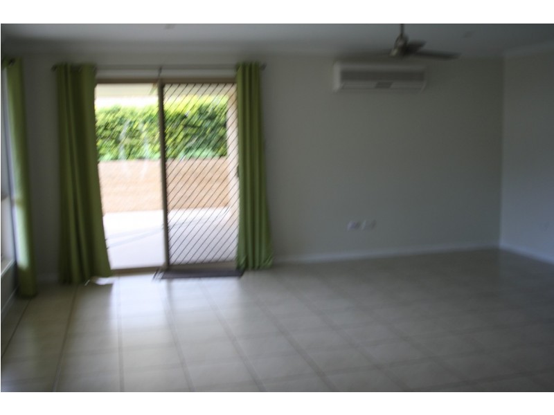 14 Stella, Boyne Island QLD 4680