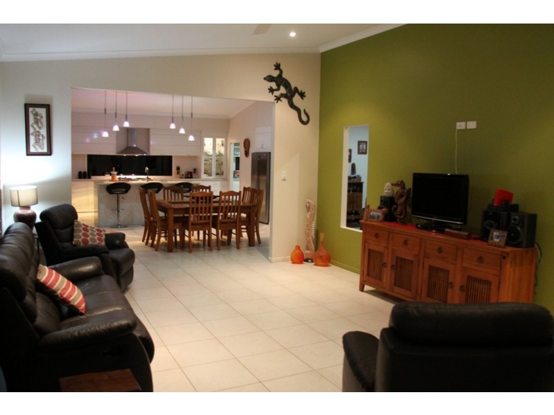 31 Plimsoll Court, Tannum Sands QLD 4680