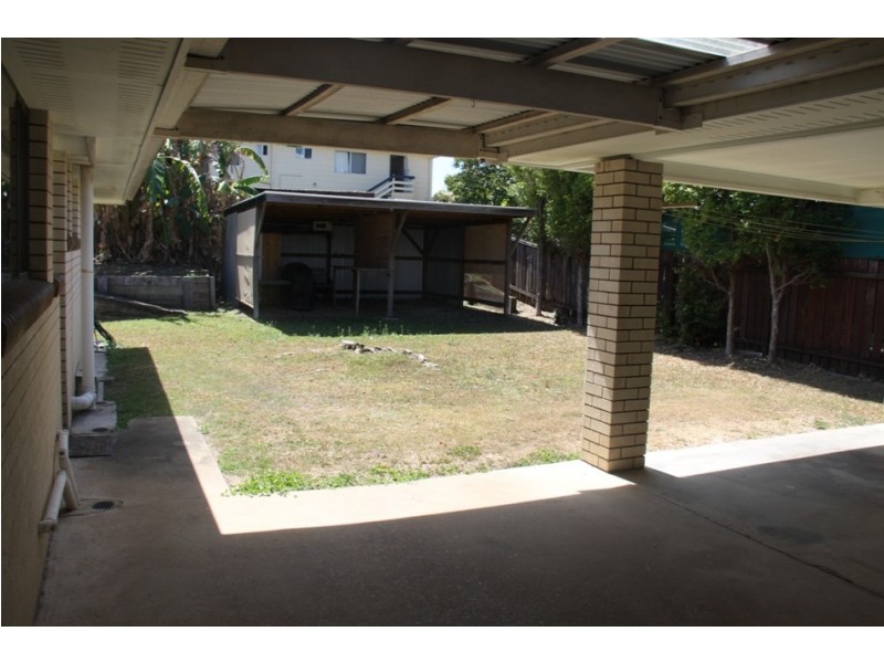 20 Pleasant Avenue, Tannum Sands QLD 4680
