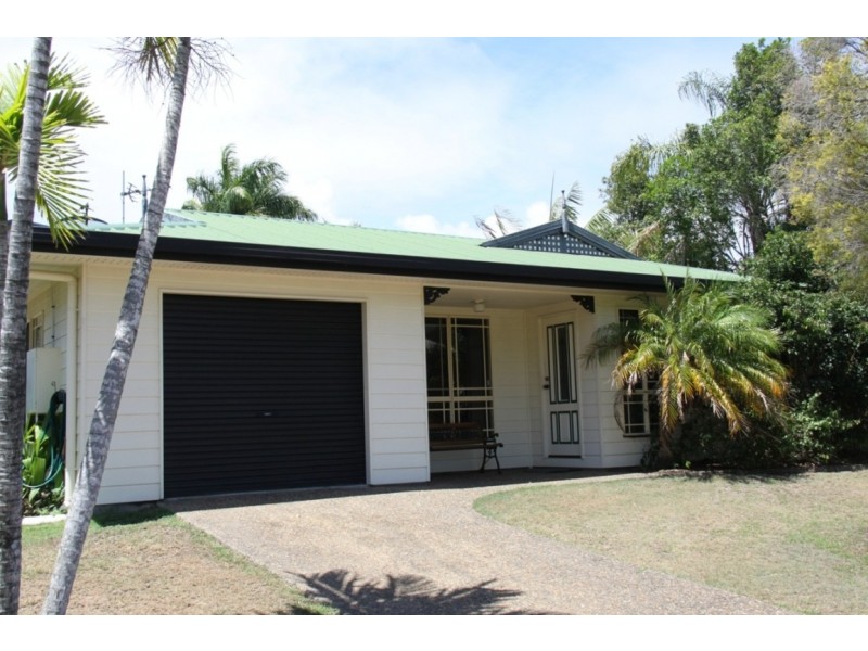 17 Beltana Drive, Boyne Island QLD 4680