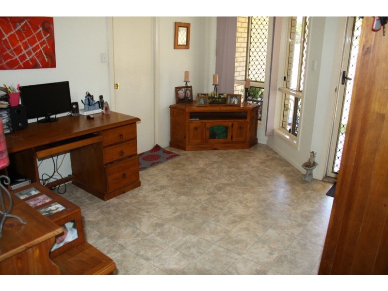 8 Silverton Drive, Tannum Sands QLD 4680