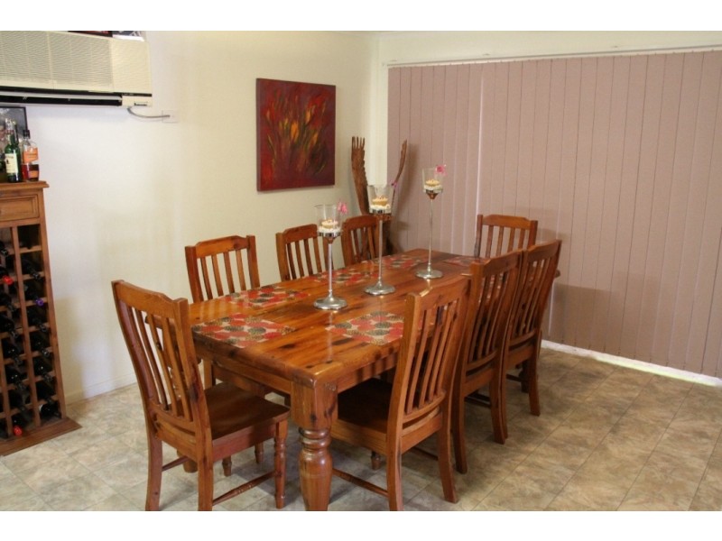 8 Silverton Drive, Tannum Sands QLD 4680