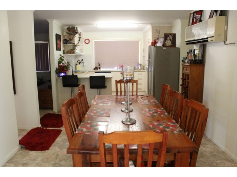 8 Silverton Drive, Tannum Sands QLD 4680