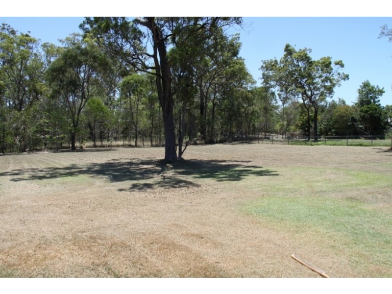 8 Silverton Drive, Tannum Sands QLD 4680