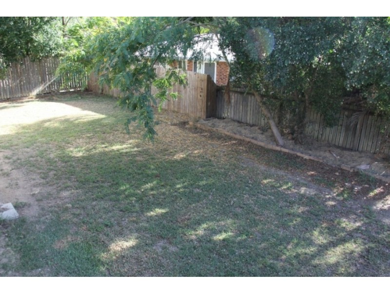 13 Curtis Avenue, Boyne Island QLD 4680