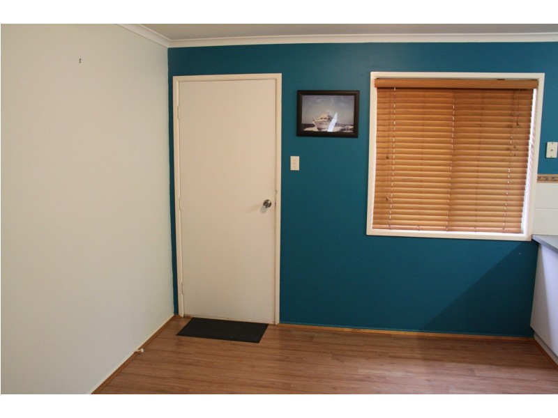 10 Sayre Crescent, Boyne Island QLD 4680