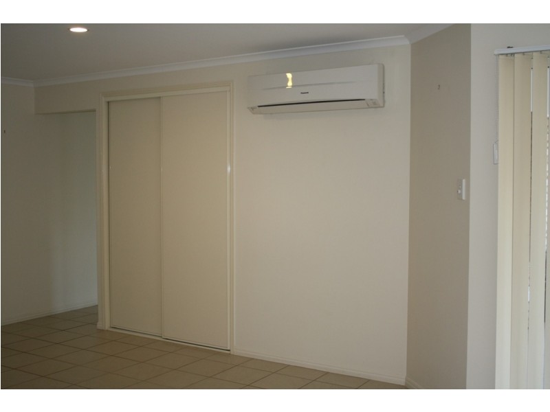 25 Golf View Drive, Boyne Island QLD 4680