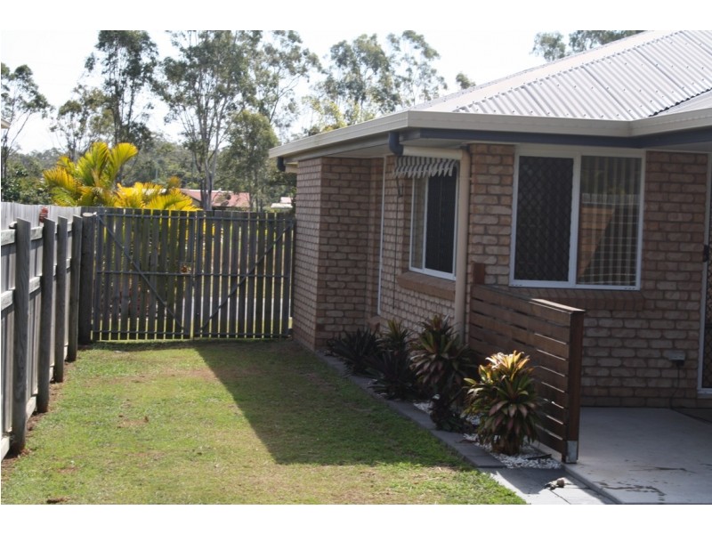 25 Golf View Drive, Boyne Island QLD 4680