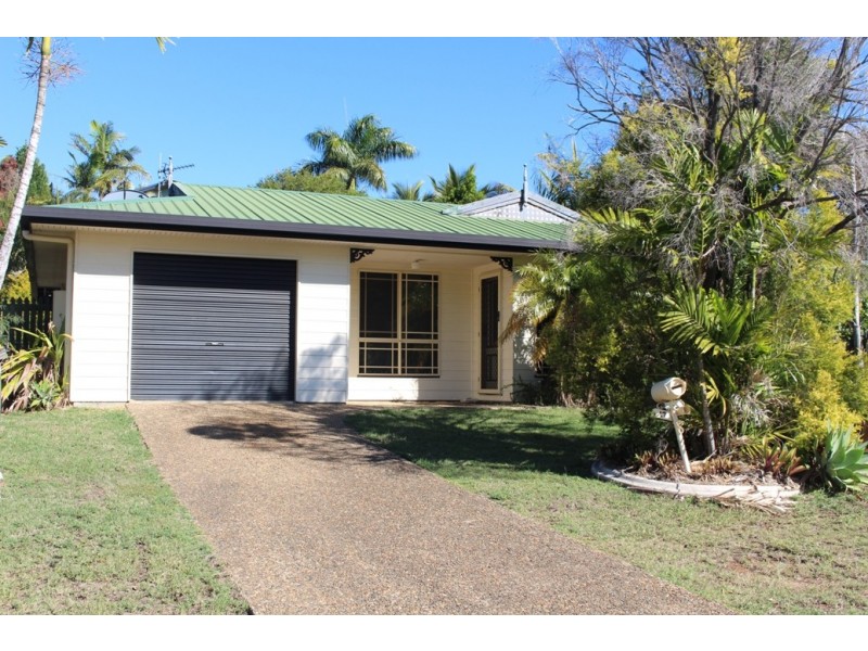 17 Beltana Drive, Boyne Island QLD 4680