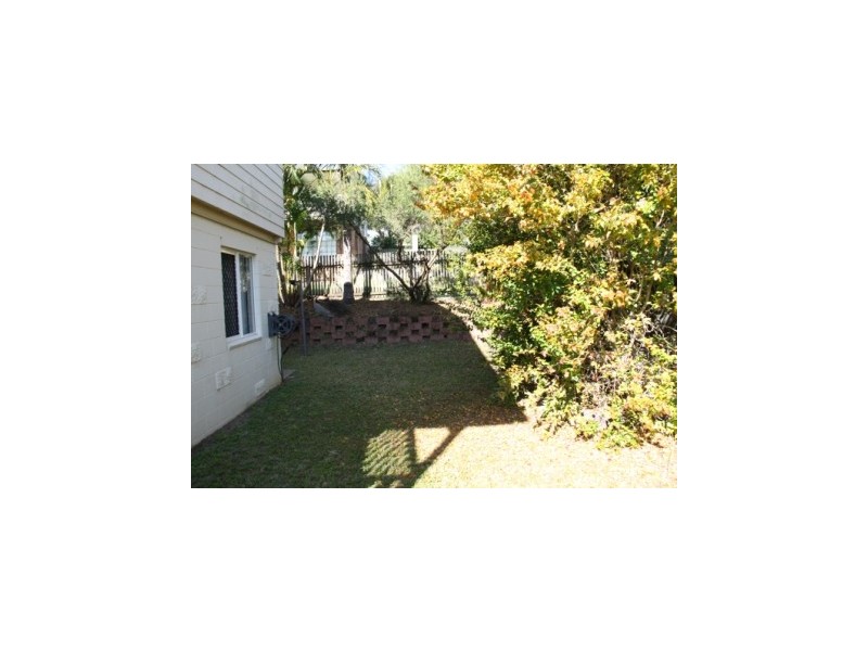 15 Macedon Street, Tannum Sands QLD 4680