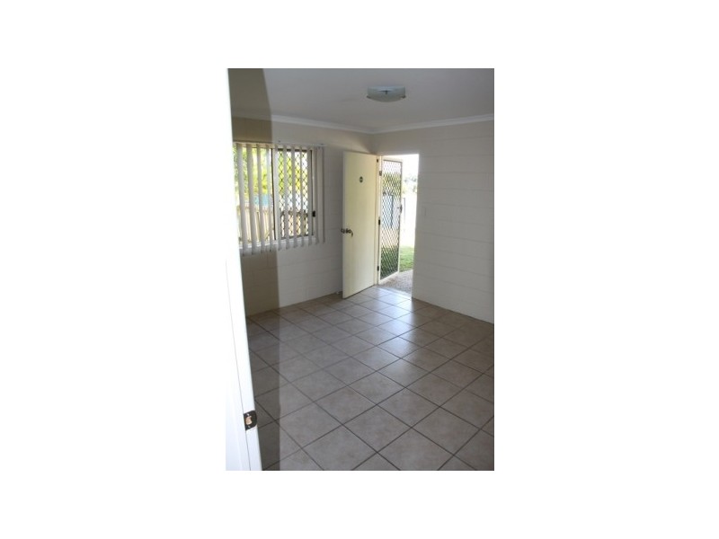 15 Macedon Street, Tannum Sands QLD 4680