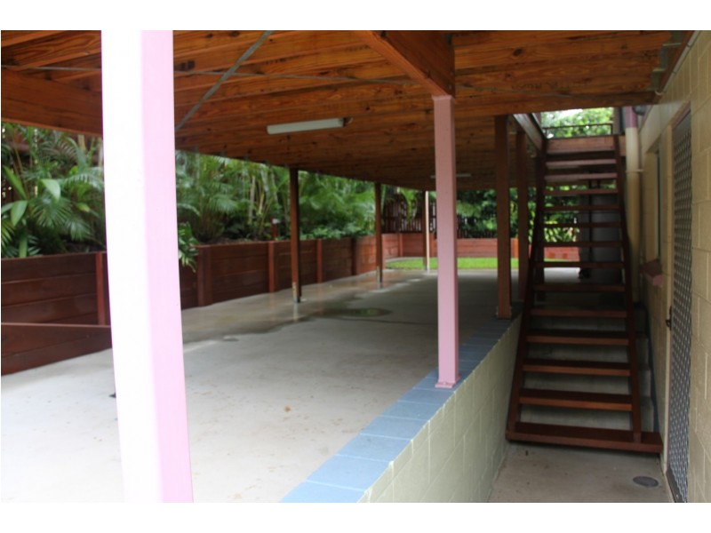 4 Buckley Ct, Tannum Sands QLD 4680