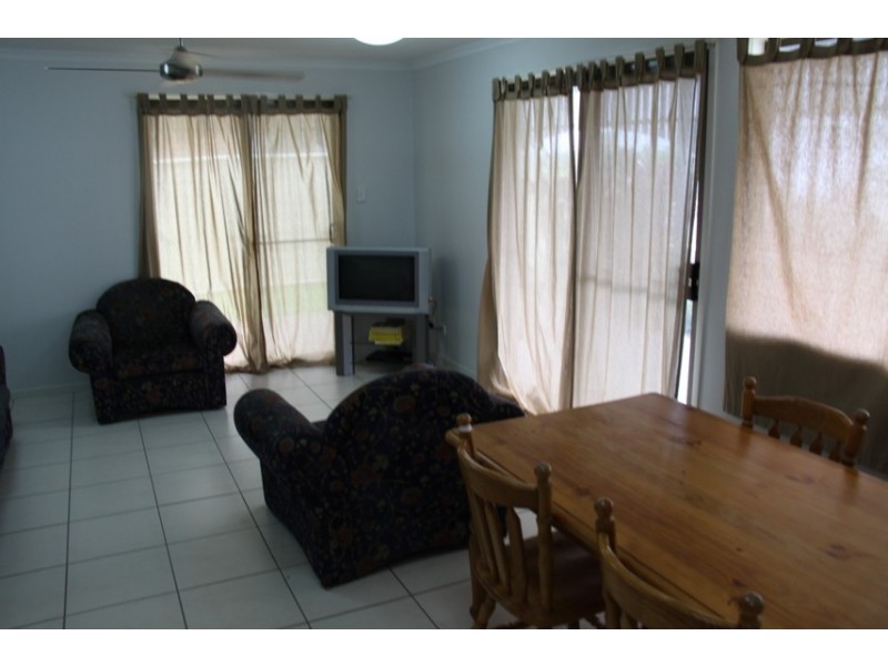 4 Garnet Road, Tannum Sands QLD 4680