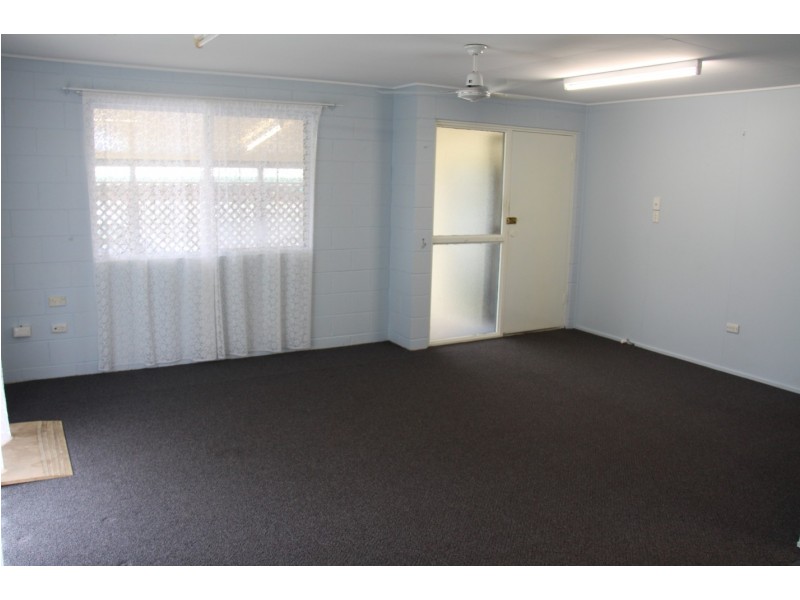 14 Polmaise Street, Boyne Island QLD 4680