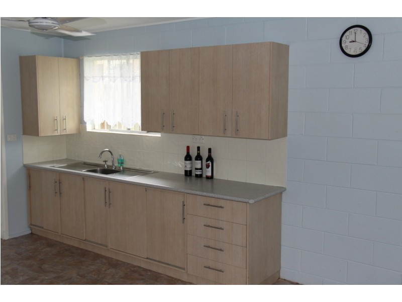 14 Polmaise Street, Boyne Island QLD 4680