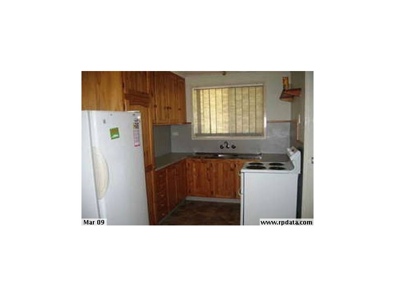 2/9 Shara Court, Boyne Island QLD 4680