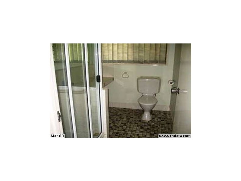 2/9 Shara Court, Boyne Island QLD 4680