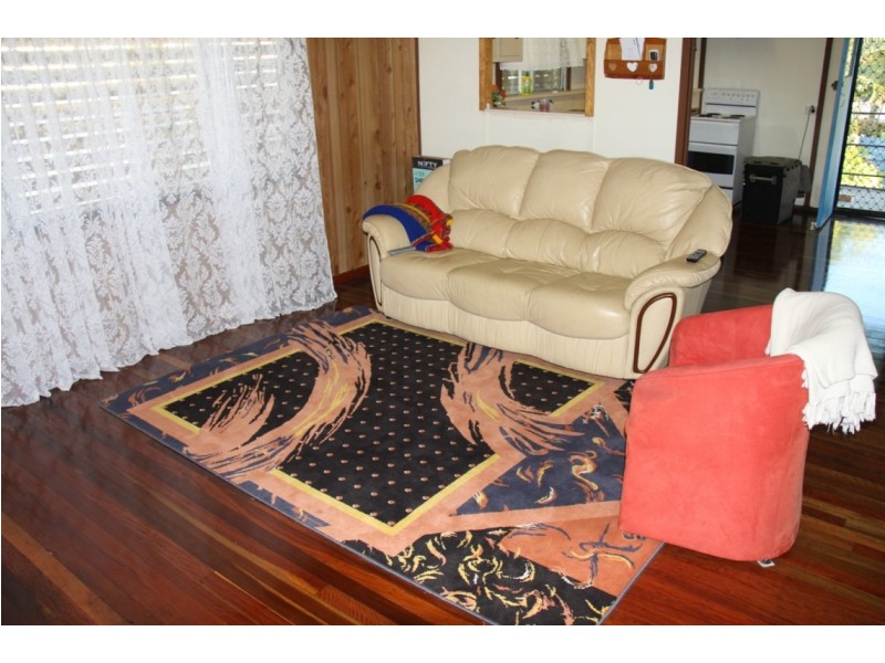 6 Marina pl, Boyne Island QLD 4680