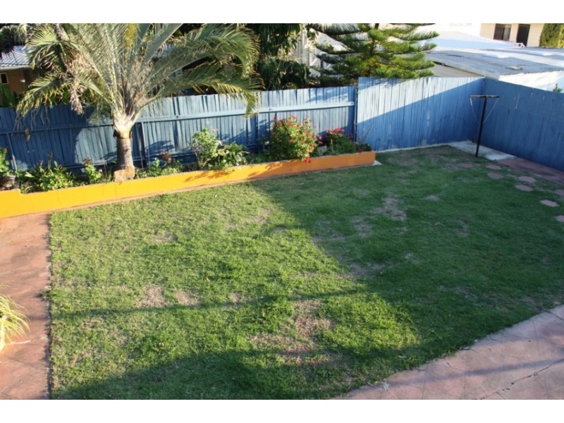 6 Marina pl, Boyne Island QLD 4680