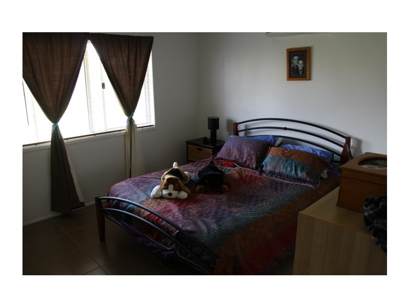 37 Beltana Dr, Boyne Island QLD 4680