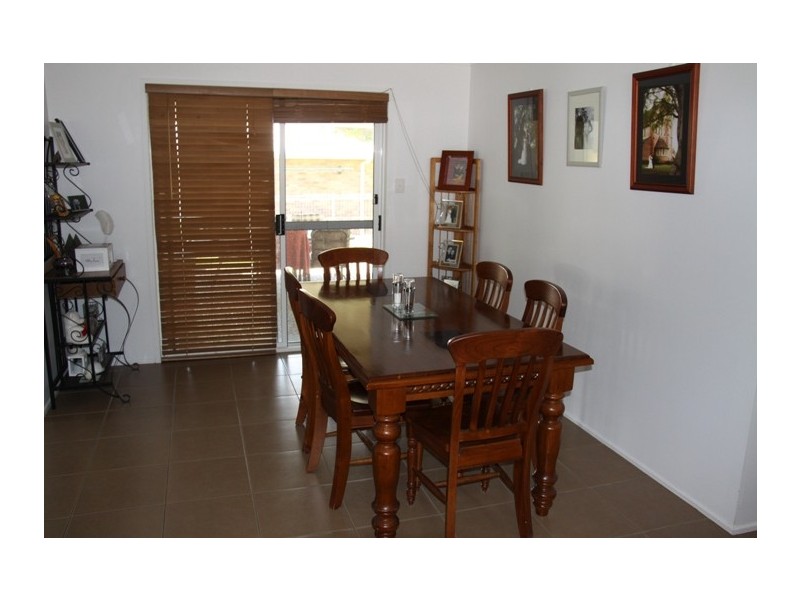 37 Beltana Dr, Boyne Island QLD 4680