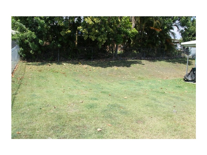 37 Beltana Dr, Boyne Island QLD 4680