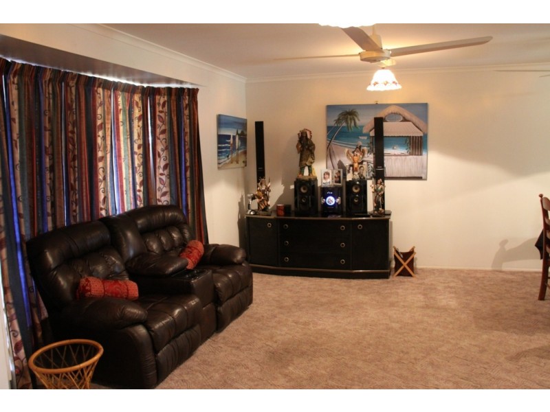 84 Booth Avenue, Tannum Sands QLD 4680