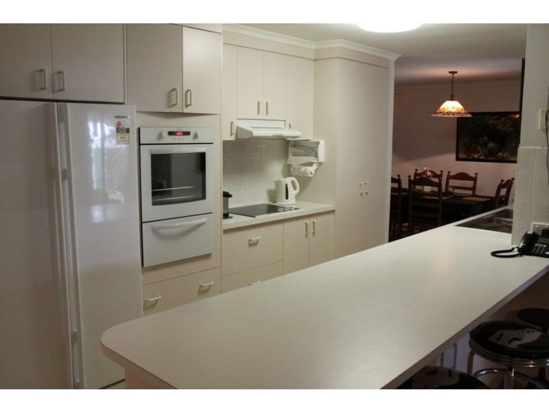 84 Booth Avenue, Tannum Sands QLD 4680
