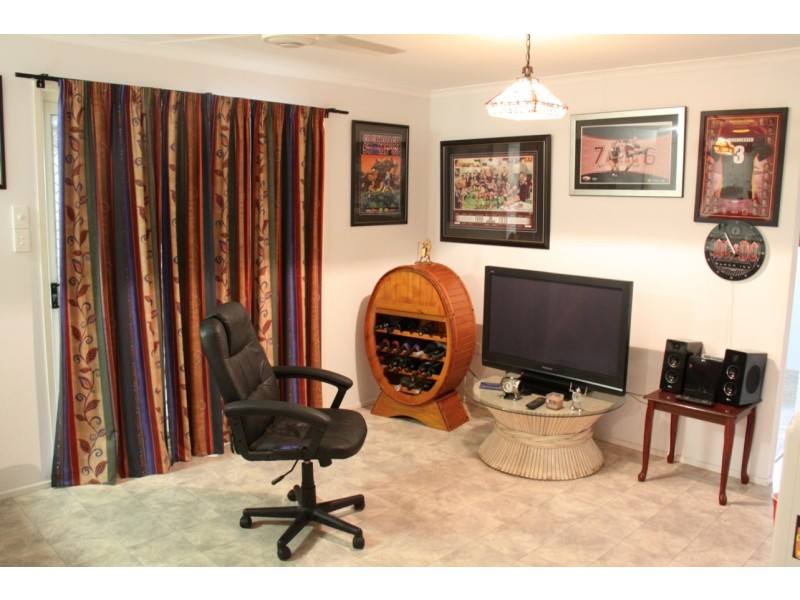 84 Booth Avenue, Tannum Sands QLD 4680