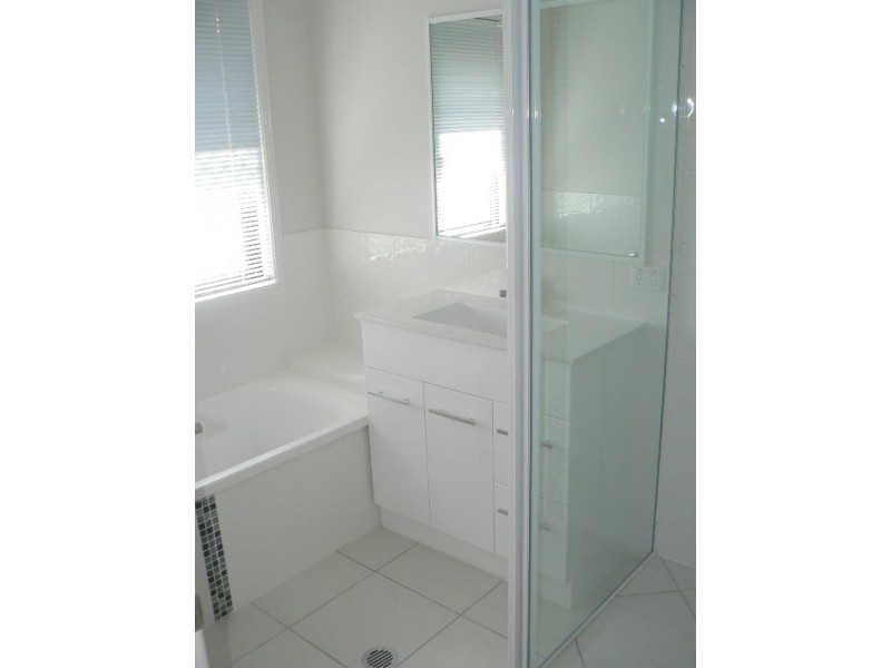 54 Bauhina st, Boyne Island QLD 4680