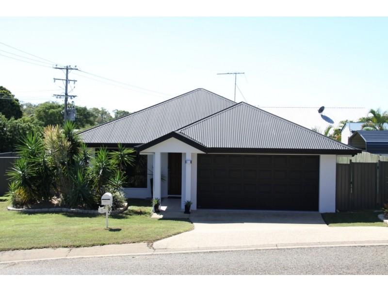 1 Alpine Ave, Boyne Island QLD 4680