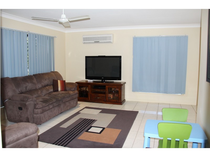 1 Alpine Ave, Boyne Island QLD 4680