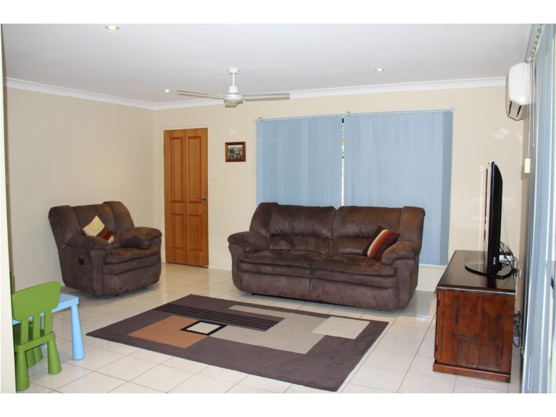 1 Alpine Ave, Boyne Island QLD 4680