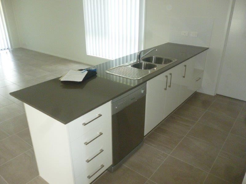 29 Clover Cres, Boyne Island QLD 4680