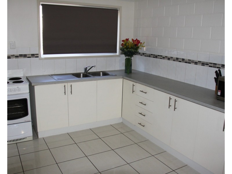 27B Beach Avenue, Tannum Sands QLD 4680