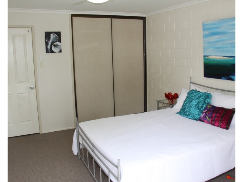 27B Beach Avenue, Tannum Sands QLD 4680