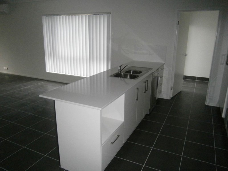 19 Clover Crescent, Boyne Island QLD 4680