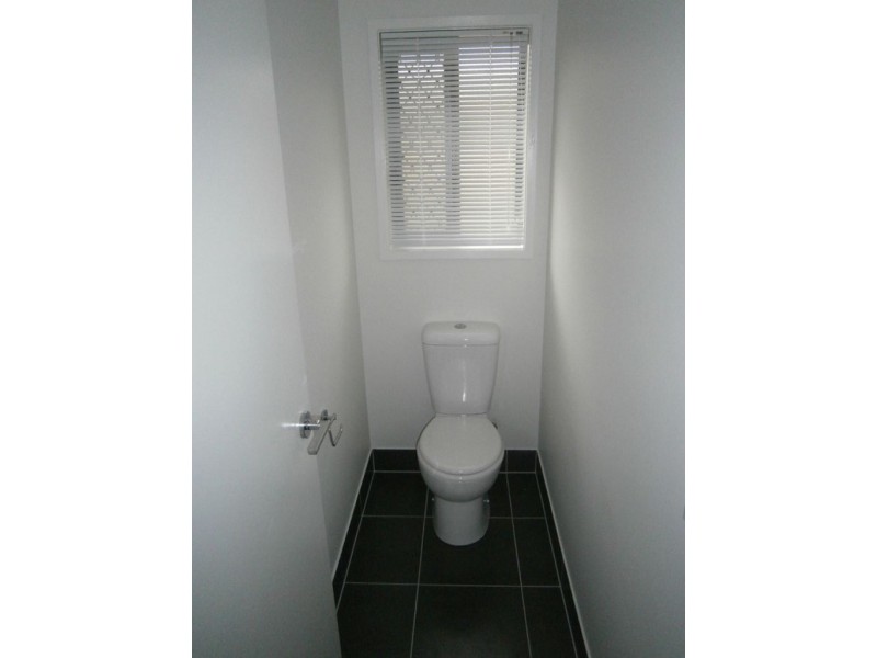 19 Clover Crescent, Boyne Island QLD 4680