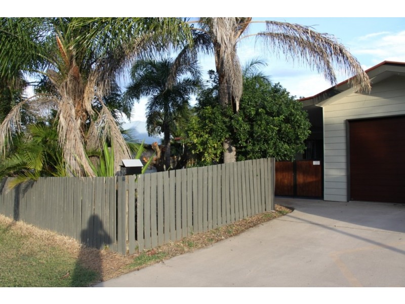 23 Beltana Drive, Boyne Island QLD 4680