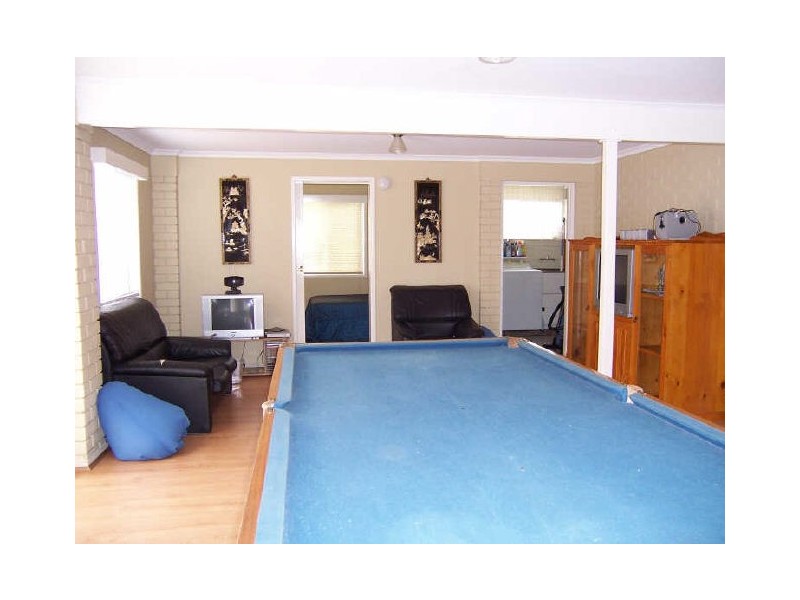 125 Tarcoola Drive, Boyne Island QLD 4680