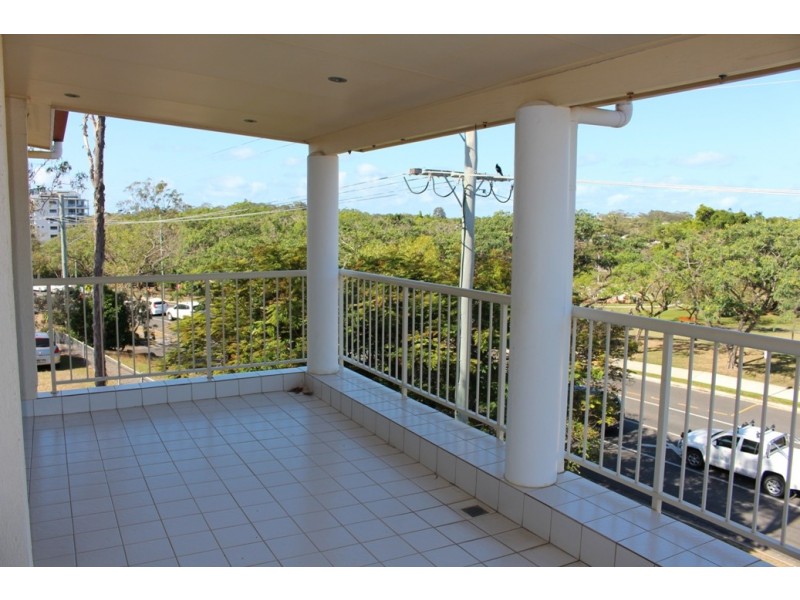 3/4 Pittsbay, Boyne Island QLD 4680