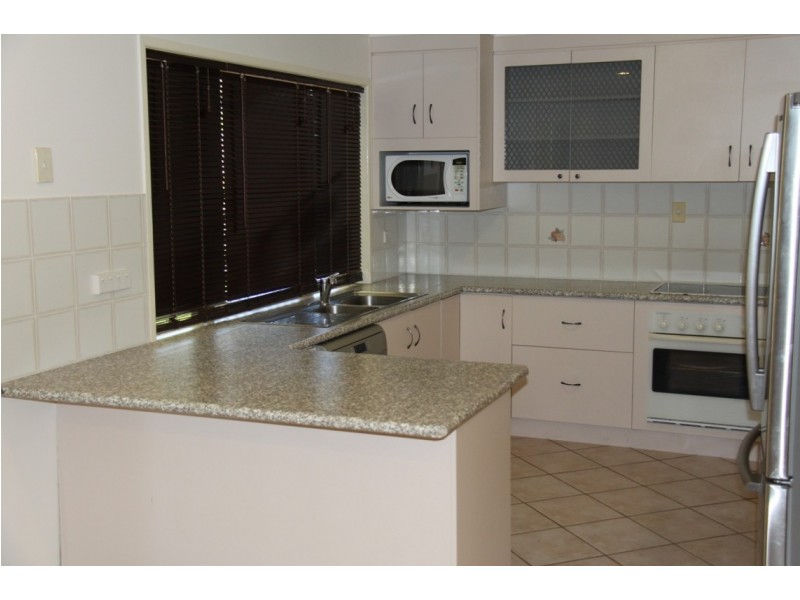 5 Werite Court, Boyne Island QLD 4680