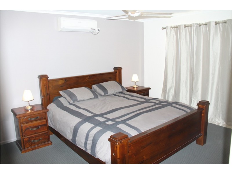 5 Werite Court, Boyne Island QLD 4680