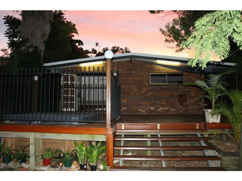 3 Winnecke Rd, Tannum Sands QLD 4680