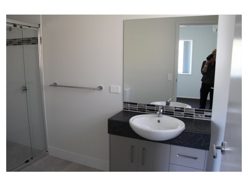 18 Brushtail Court, Boyne Island QLD 4680