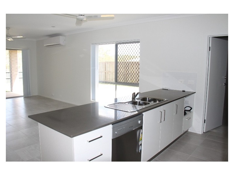 18 Brushtail Court, Boyne Island QLD 4680