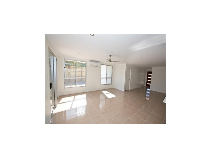 21 Stella st, Boyne Island QLD 4680