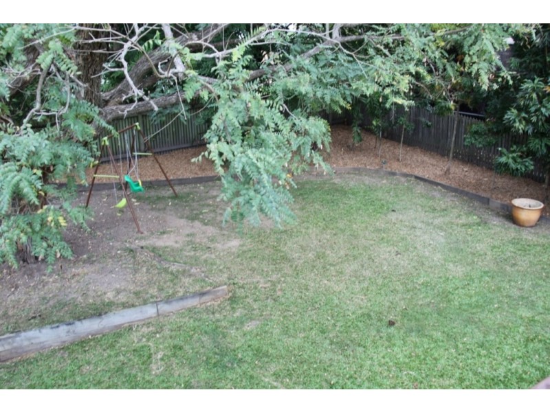 6 Bellemere Court, Boyne Island QLD 4680