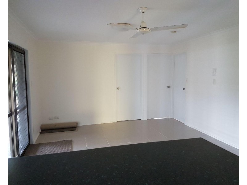 7 Waratah Cr, Tannum Sands QLD 4680